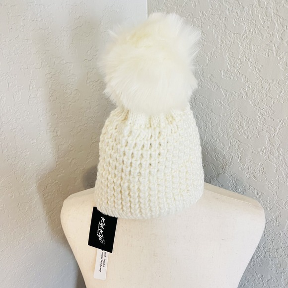 KYI KYI Faux Fur Pompom Classic‎ Wool Beanie Hat,  Ivory/White, One Size, NWT main image 4